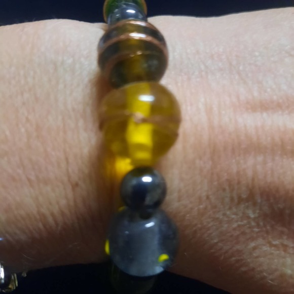 Handmade Stretch Glass beads bracelet Multicolored Glass beads - Picture 3 of 6